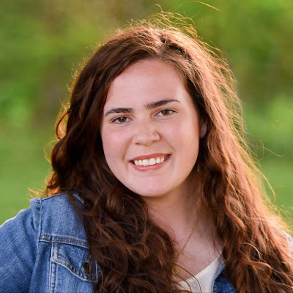 Meet your Posher, Caroline